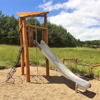 Legeplads legesystem, legetårne i robinie